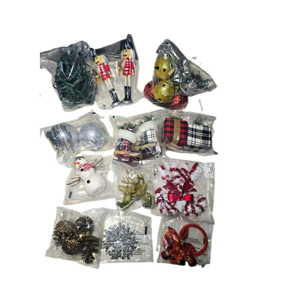 30 Pc Christmas Tree Decoration Lot Nutcrackers Bells Snowman Ornaments Lights